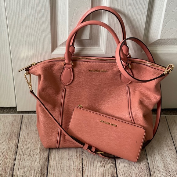 Michael Kors Bags Michael Kors Crossbody And Matching Wallet Poshmark
